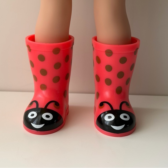 AMERICAN GIRL WELLIEWISHERS WILLA DOLL